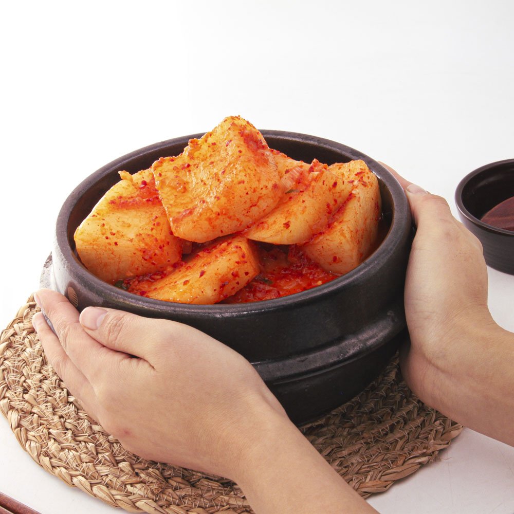 🥬 아삭한 국물맛, 국내산 프리미엄 석박지
